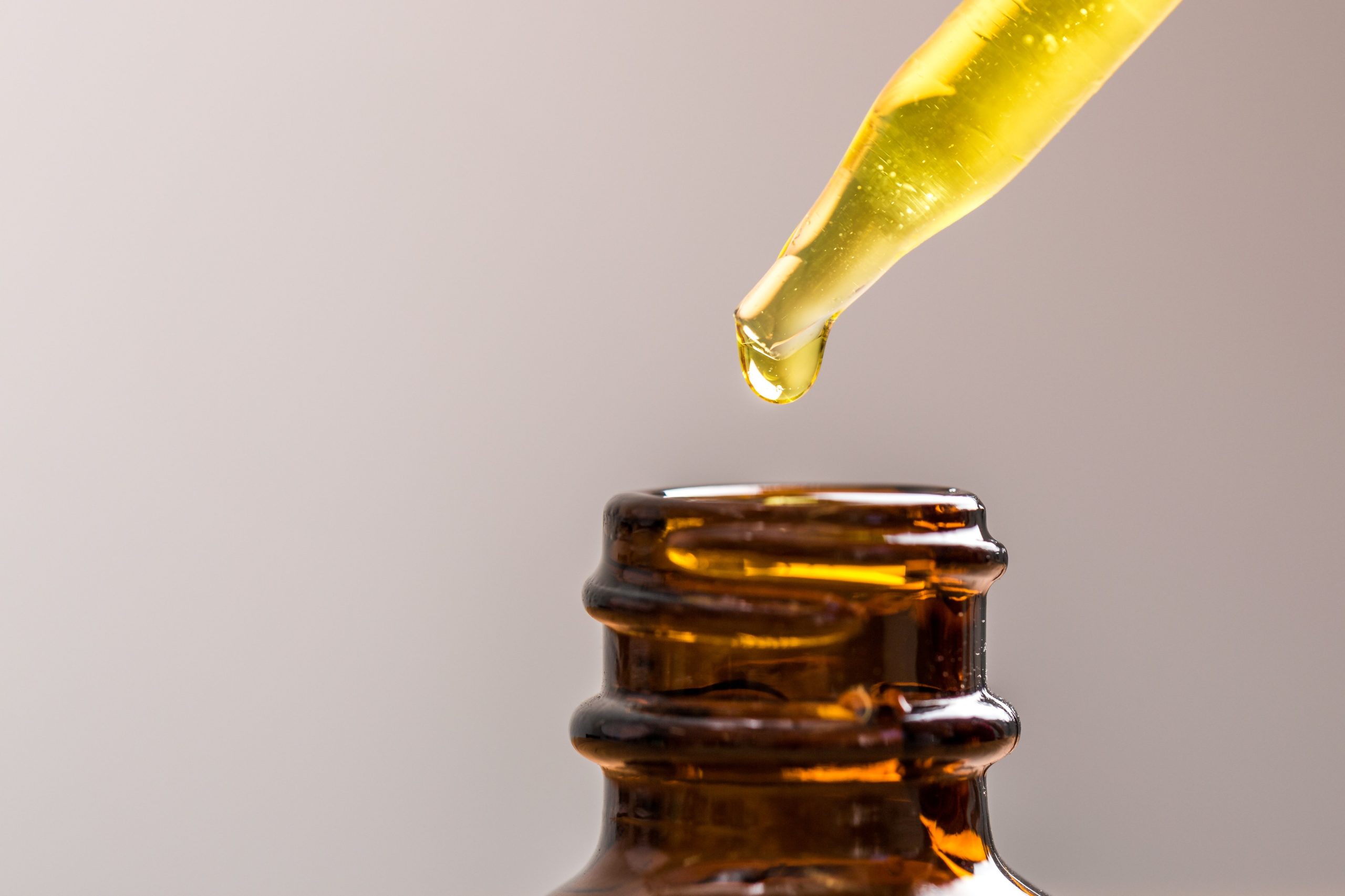 Cannabis Extracts Europe with Pure and Potent Effects